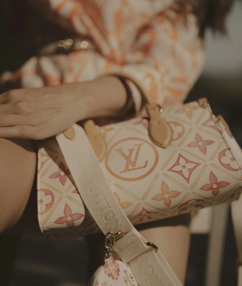 Louis Vuitton Shopping Bags